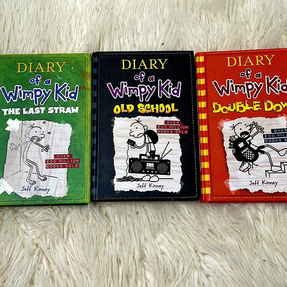 ♡3 Diary of a Wimpy Kid books♡